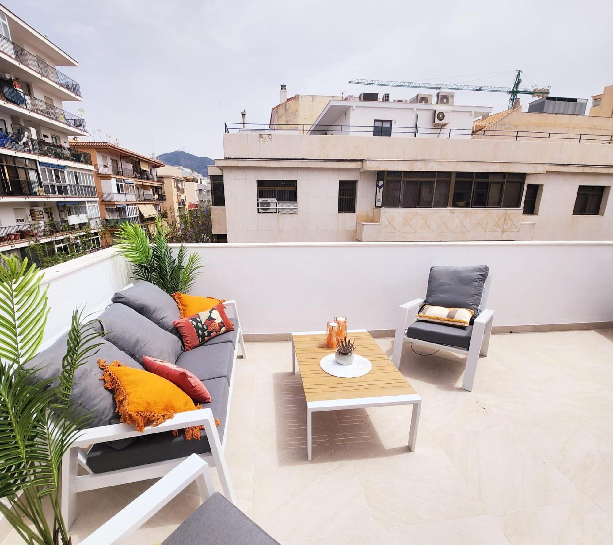 Novamar Apartamentos Фуэнхирола Экстерьер фото